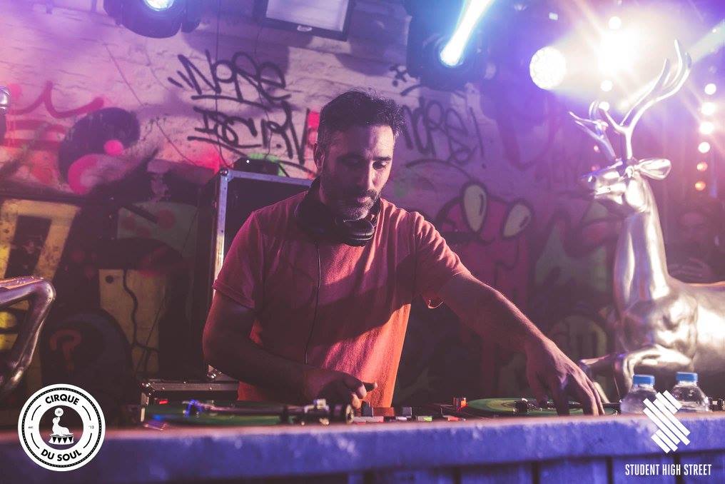 Cirque_Du_Soul's tweet photo. 🎉Thank you Liverpool!🎉

🎵@DJYodaUK 🎵

#cirquedusoul #studenthighstreet #dj https://t.co/zNZ0WHppLj
