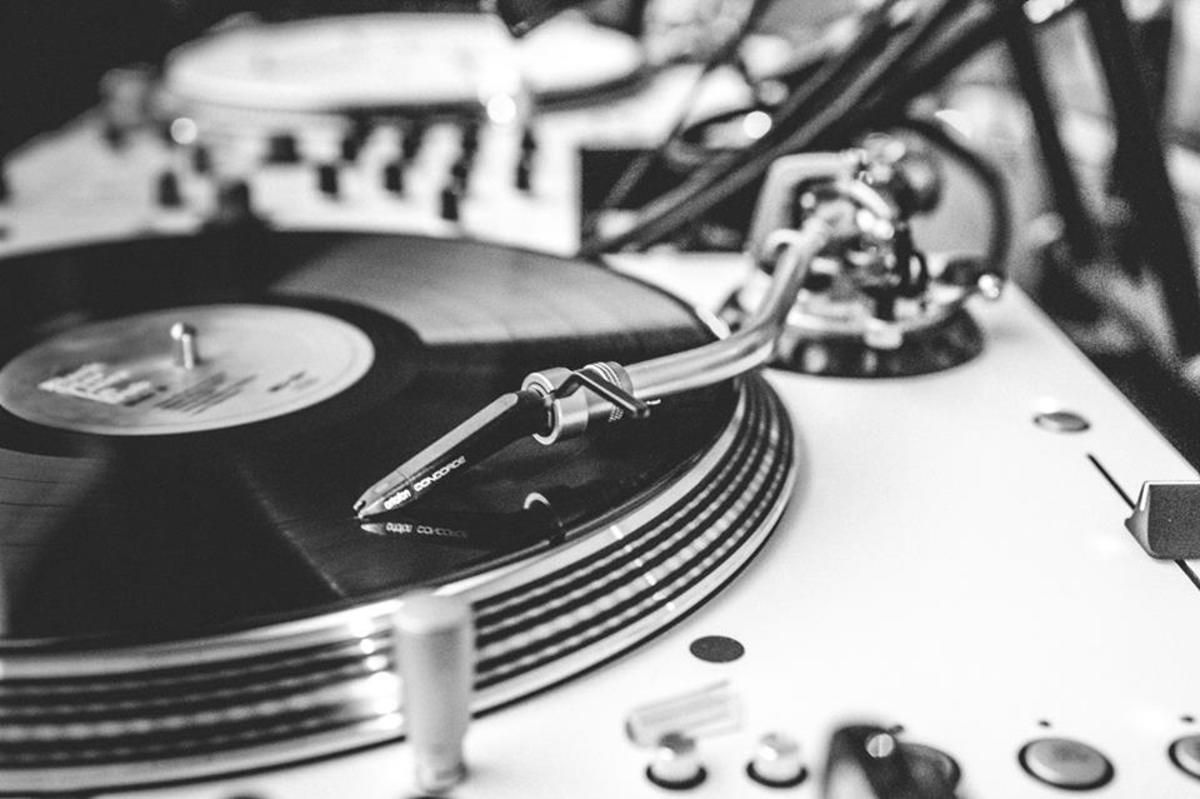 “We wanted to try our best to make a statement with our first vinyl release.” <a href="/badman/">Badman Studios</a> steps up to the plate with a huge guest mix #interview bit.ly/2kjilvU