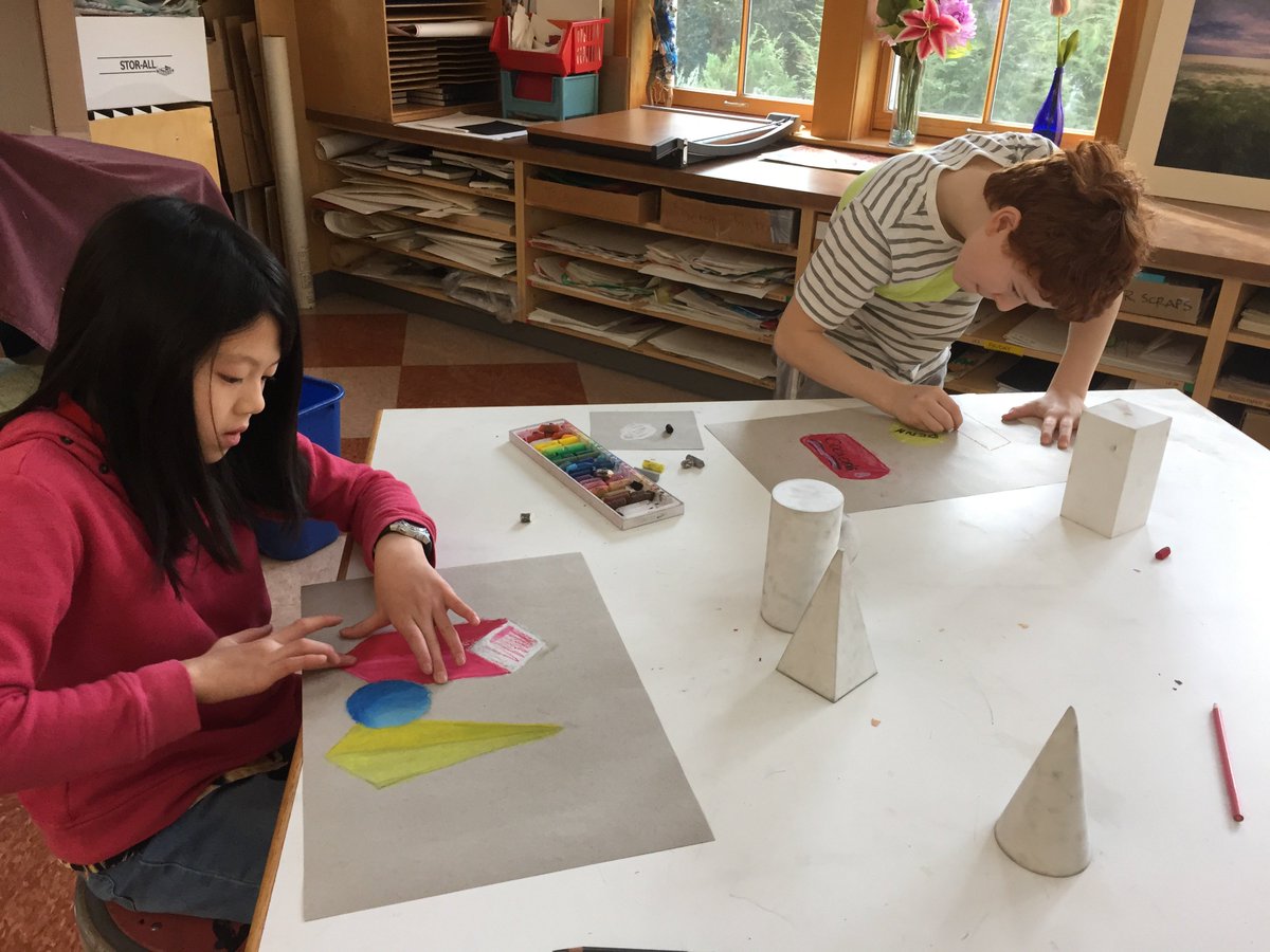 LexMontessori's tweet photo. #UpperElementary artists practice drawing geometric solids using oil pastels. What do you see? #IamLMS #LMSCreates #DrawingIsSeeing #GeometricSolids #OilPastels #Montessori https://t.co/0pRhuc47a8