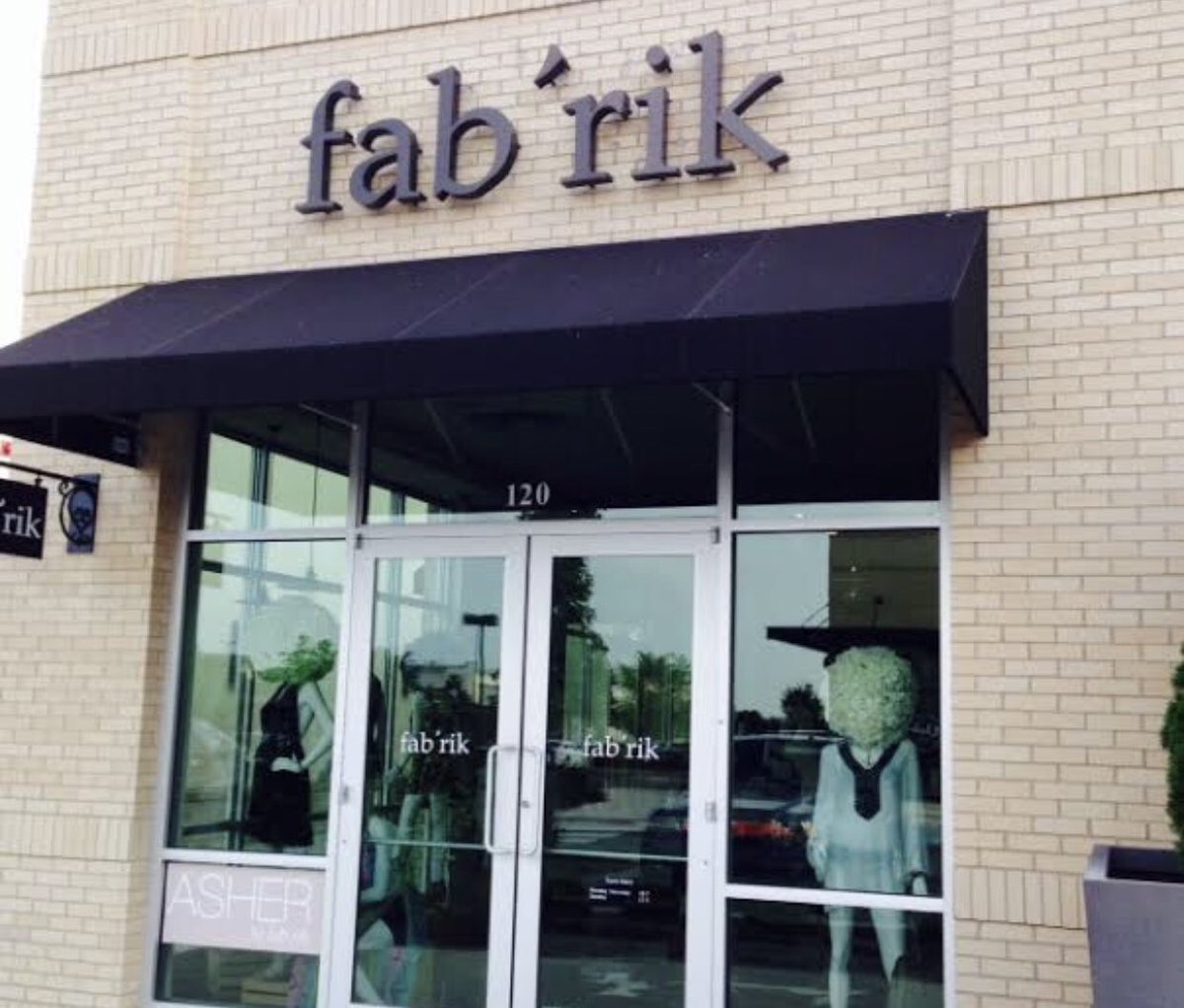 rgc_2020's tweet photo. HEY!!!! Everybody come to Fab’rik in Franklin (by whole foods) THIS SATURDAY! PLEASE mention RGC while checking out so we can raise some money!❤️❤️  The more money we raise the more we can do!!!!!! 😊😊😊 https://t.co/B7RNpNGWzU