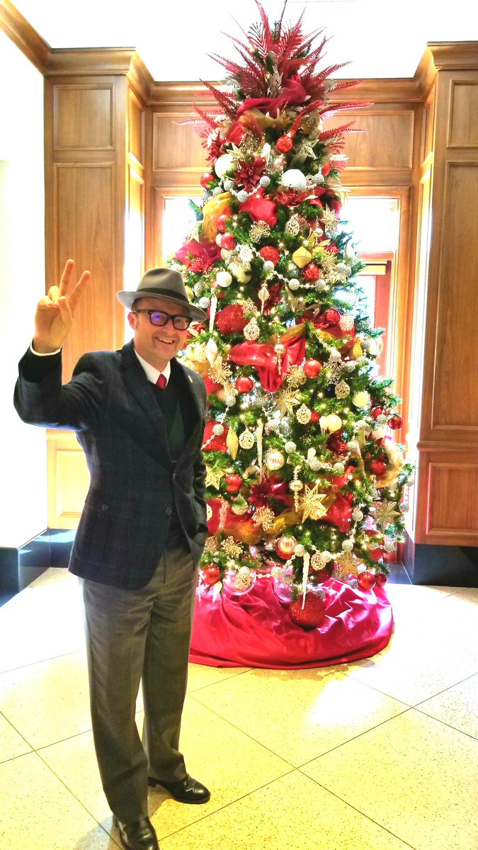 AsmHarper's tweet photo. #MerryChristmas #HappyHolidays #NewportBeach #PacificClub #Advent 🎅🤶🎄❄⛄🎩 https://t.co/Os2Hd2ZwPn