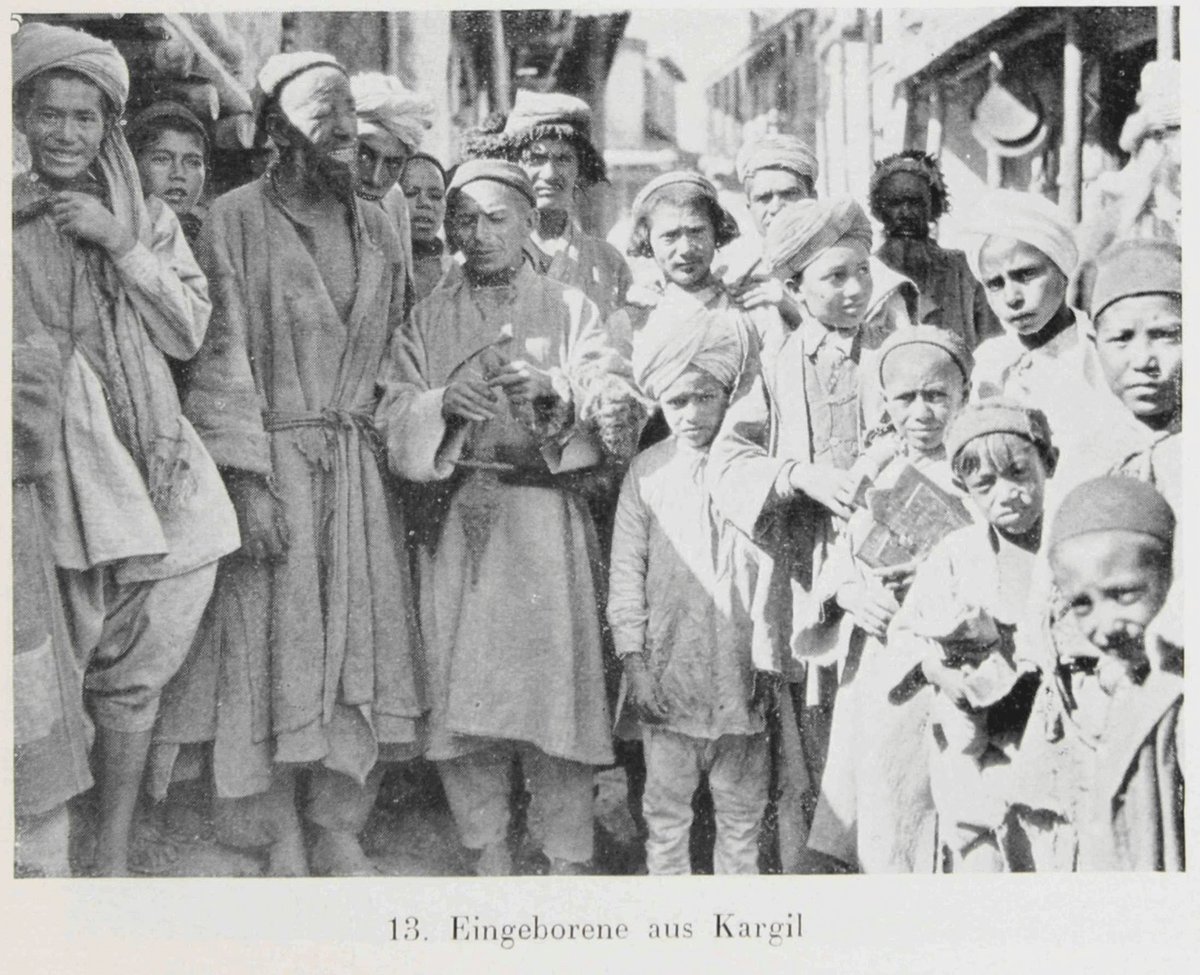 jarringlibrary's tweet photo. From “Durch Tibet und Turkistan: Reisen im unberührten Asien” (1930) by Walter Bosshard. https://t.co/sH0cgiz5o4 https://t.co/hGfJxrfe6s