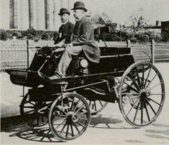 MuseoAutomovilM tweet picture