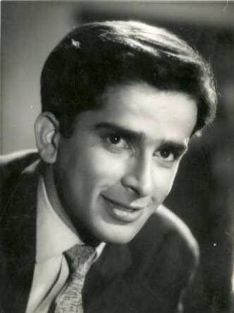 bipsluvurself's tweet photo. RIP Sir. You will be deeply missed by all🙏 #ShashiKapoor https://t.co/Bkr48vvtKp