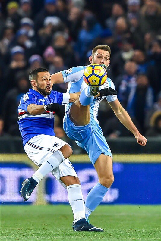 Stefandevrij's tweet photo. Vittoria importantissima su un campo difficile👏⚽️ #sampdoriaLAZIO #1-2 https://t.co/VmEXYHOl90
