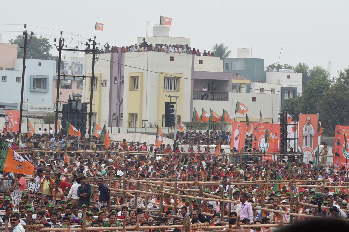 narendramodi's tweet photo. Phenomenal support in Bhavnagar.  Lacking any constructive issue, Congress is resorting to mistruths and defaming Gujarat. Their supporters are saying vote for Congress and do  ‘Dadagiri’ in the coming years. Sadly for them, Gujarat has left such politics and lawlessness behind. https://t.co/U0Sux2uneY