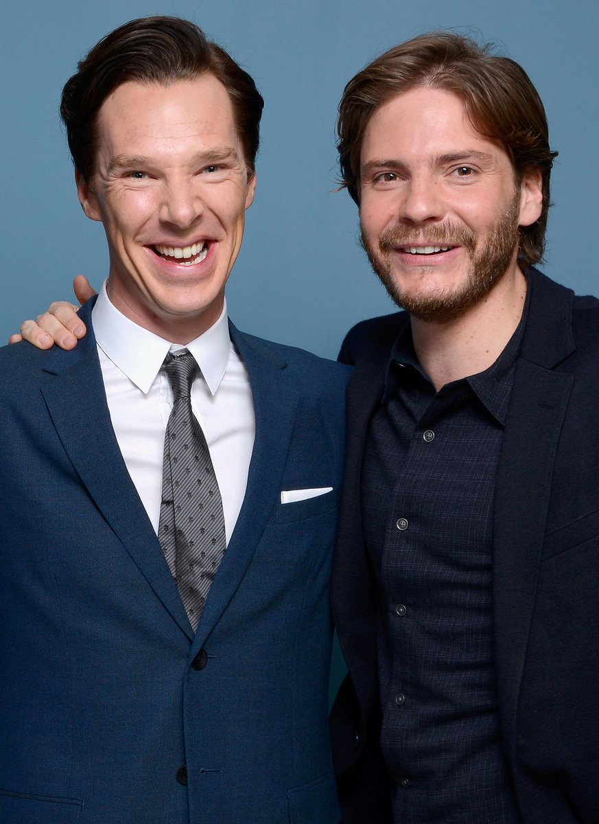 actual_zemo's tweet photo. just two guys being bros https://t.co/3TnQn9vpiv