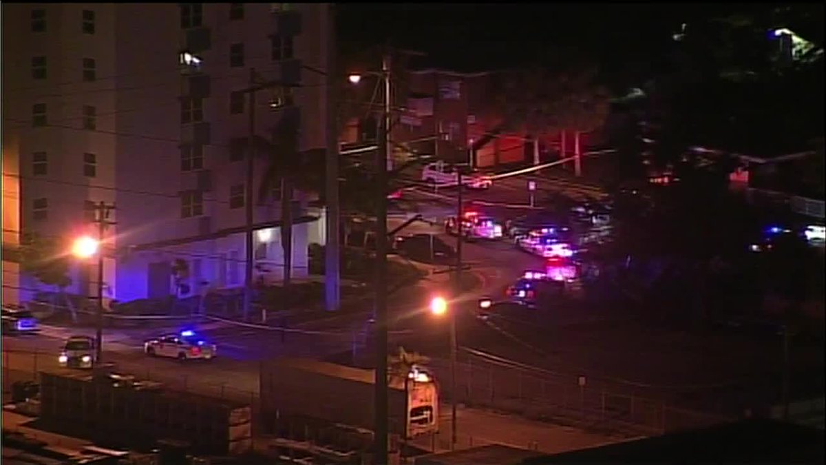 Miami police at scene of shooting investigation bit.ly/2jdK79w?utm_so… https://t.co/iKvjdvo71y