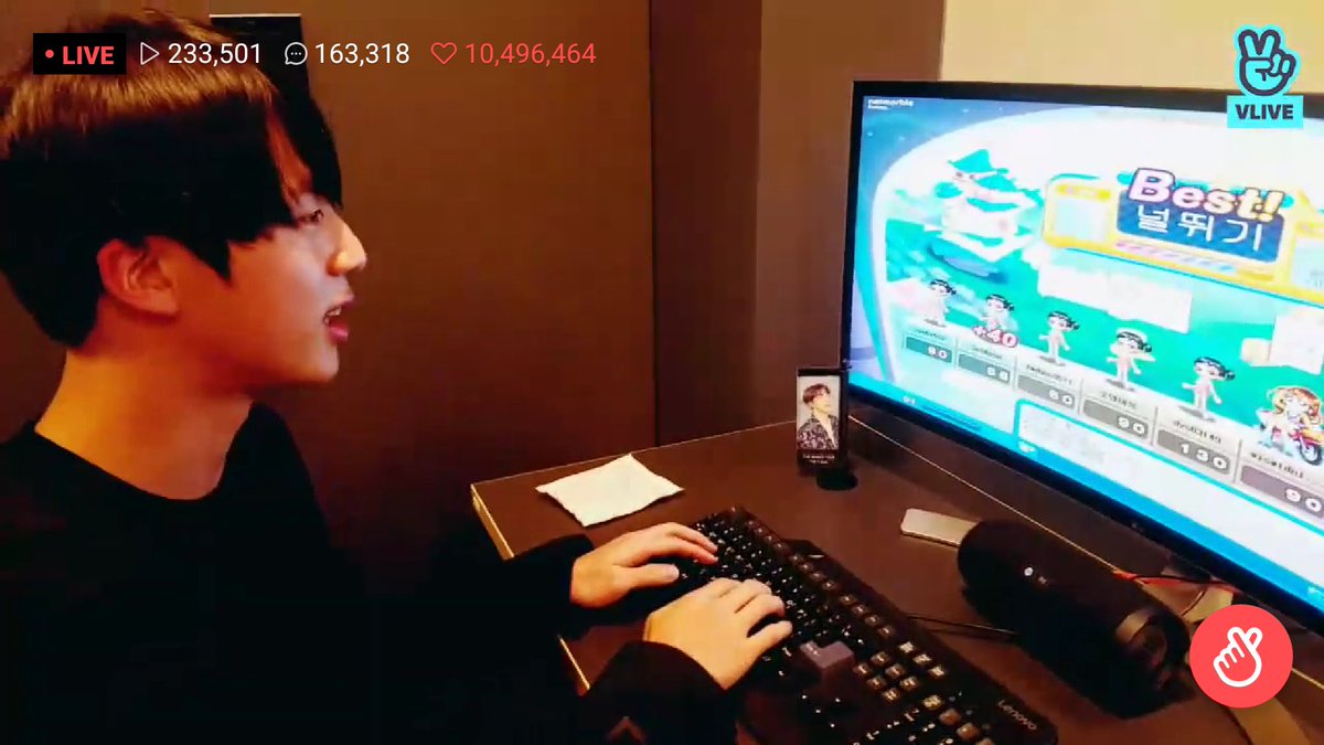 jintrish_'s tweet image. happy birthday ulit babe 김석진, mahal na mahal kita kahit di mo ako kilala ❤ magiingat ka lagi jan sa Korea pupuntahan pa kita 💖 stay handsome and funny 😉 saranghae 😘 #WorldwideHandsomeDay #HappyJinDay