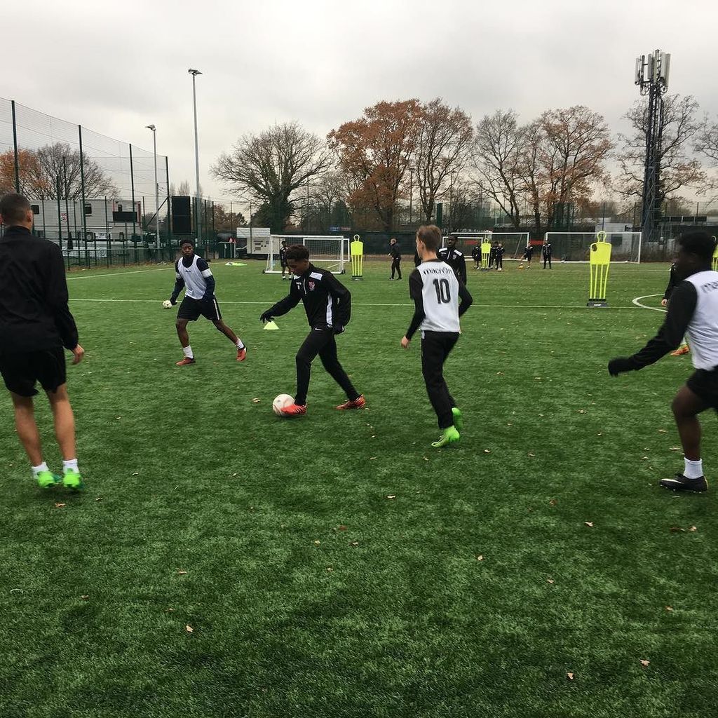 Bromley FC Academy tweet media