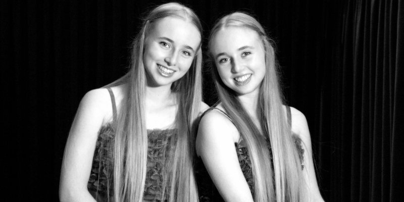 Concerto di Natale in #univr. Il 5/12 alle 21, nell’aula magna del Polo Zanotto, si terrà il tradizionale concerto organizzato in collaborazione con l’Accademia filarmonica di Verona. Ad esibirsi Eleonora e Beatrice Dallagnese.  Info > bit.ly/2BGWfrl