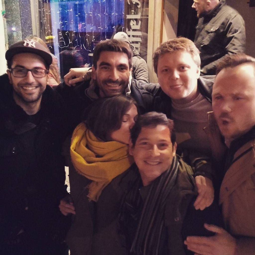 kutrecords's tweet photo. Crazy new friends in Köln 😍

#koln #cologne #weihnachtsmarkt #pubcrawl #international #kutrecords #friends #party #global #music #love https://t.co/p0TCx8yKMD https://t.co/atSRxsOpMH