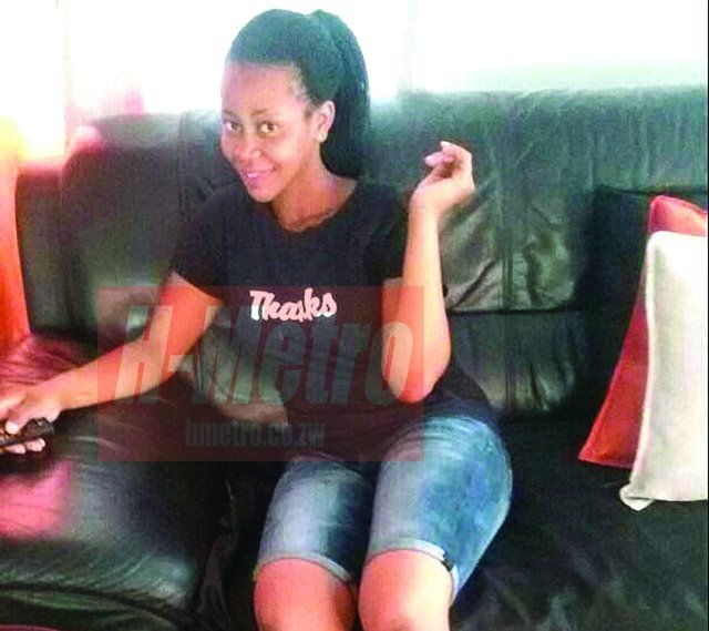 HMetro_'s tweet photo. RECAP: A Crowborough woman was grisly murdered by her boyfriend in unclear circumstances before the suspect took his life.

More here: https://t.co/wZEeJO6Njc #HMetro @larry_moyo https://t.co/xMoaACniFL
