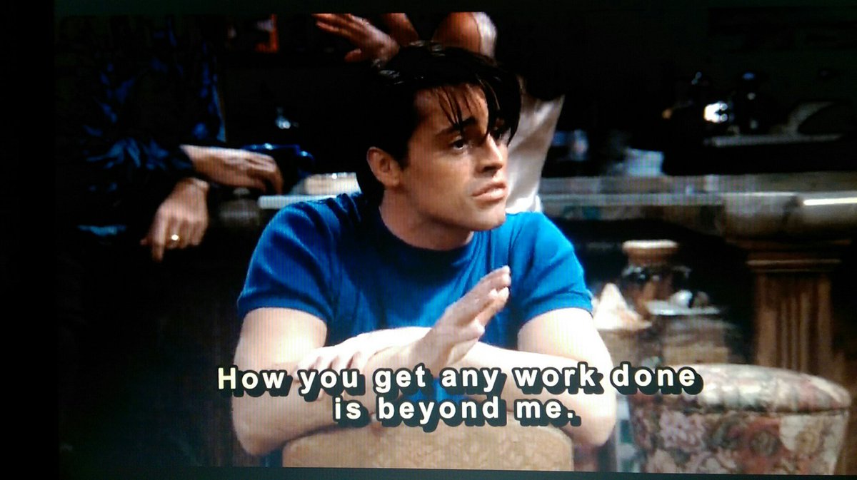 TheRealLillith8's tweet photo. #RewatchingFriends https://t.co/cPKw6MVr0O