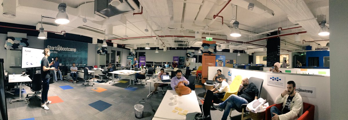 pelingonulsahin's tweet photo. Metrics &amp; analytics session just started! Teams are ready to take their products one step further! #smartcity #dubai https://t.co/oF6xeyLarG