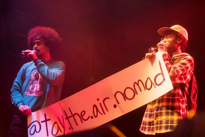 johnny_barnes's tweet photo. . @TayTheAirNomad + @myafrovibrates letting the ppl know what’s up. #GOSNOWSHOW 
📷: @Darin_K_ https://t.co/LbFvvKrv8K