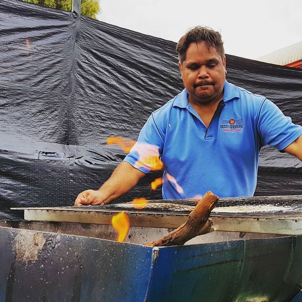 e13arts's tweet photo. Linden Brownley preparing the fire for the delicious damper at Sunday's Sundowner Shows. • • •
#E13arts #sundownershows #popupevent #eventplanning #producer #eventproduction #planning #spaceactivation #spacesmakingplaces #history #comedy #venue #arts… https://t.co/zedwwD1TAO https://t.co/8hXDmCPe3Y
