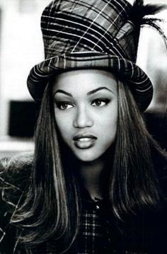 Happy Birthday to the very lovely Tyra Banks! A true champion!     