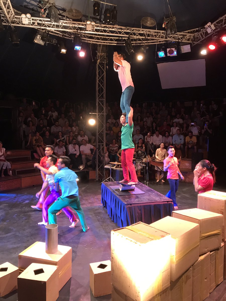 SallyCHill's tweet photo. Blown away by @PhareCircus who provide underprivileged kids with performing arts skills. Such talent! #MGGSRunforFreedom2017 https://t.co/rBrKRs0vR2