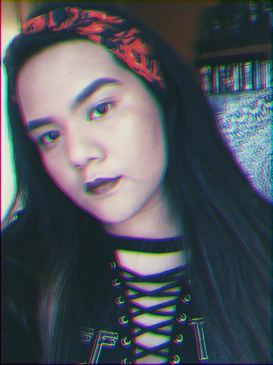 3Js3KimsYoongi's tweet photo. baby watch your mouth 😏
#ARMYSelcaDay https://t.co/oioWOnqjrN