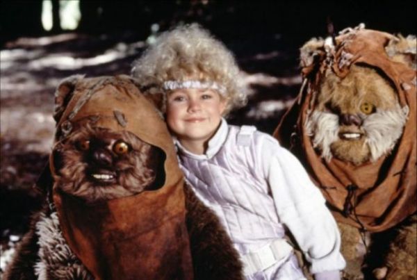 neatorama's tweet image. 10 Things You Didn’t Know about The Ewok Adventure bit.ly/2A2u74M