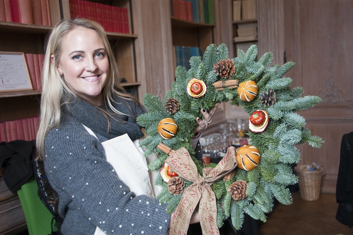 howberypark's tweet photo. Getting festive @howberypark this lunchtime making Xmas wreaths in our de Morney Room!  Thanks to Robin &amp; the team @nurture_ltd for the workshop &amp; great work by everyone who took part. https://t.co/ZhlRwKkovM