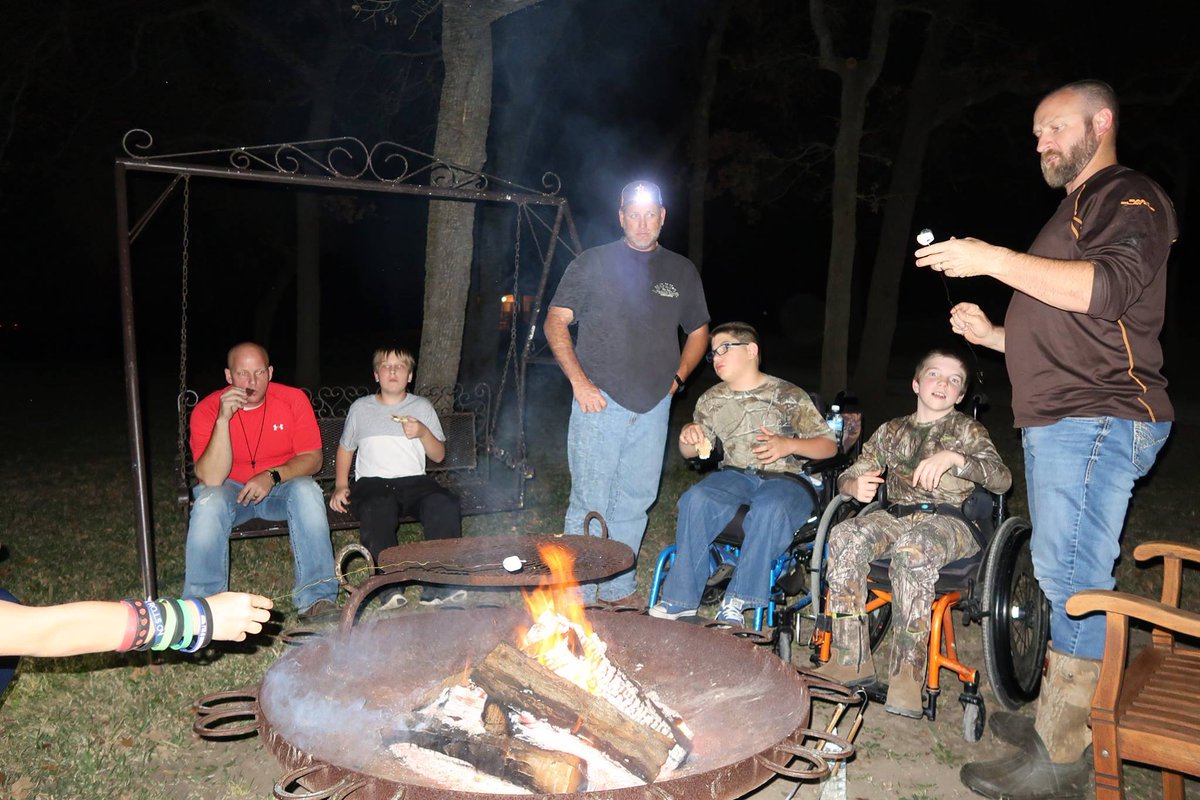 RISEAdaptive's tweet photo. RISE Kid's Hunting, nothing better than having smores around an open camp fire, NOTHING!
#kidshunting #adaptivehunting #teamrise #rangertx #cookcanyon https://t.co/70X6vQx0MU