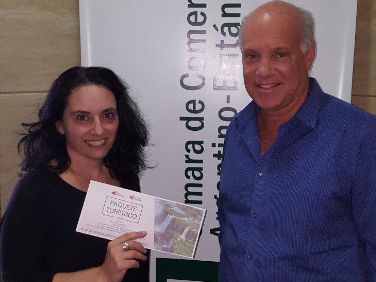 redplataforma.com.ar/noticia/151
Nuestras mayores felicidades al ganador del 🎫Programa de Referenciación del #ForoDeNegocios2017:
▶️ #CámaraArgentinoBritánica #ForoDeNegocios 
#SomosRedPlataforma
 🤗¡Buen viaje!🤗✈️