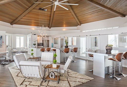 Have you seen our office space? not only is it a great environment for people to work in, its also a fabulous space for events ! we hire our space out and have had some fantastic events here. We are filling up fast over the… plus.google.com/10877240501267…