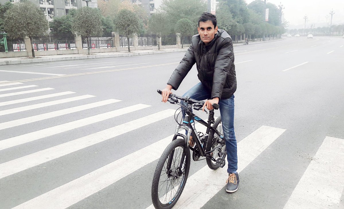 anowercs's tweet image. 