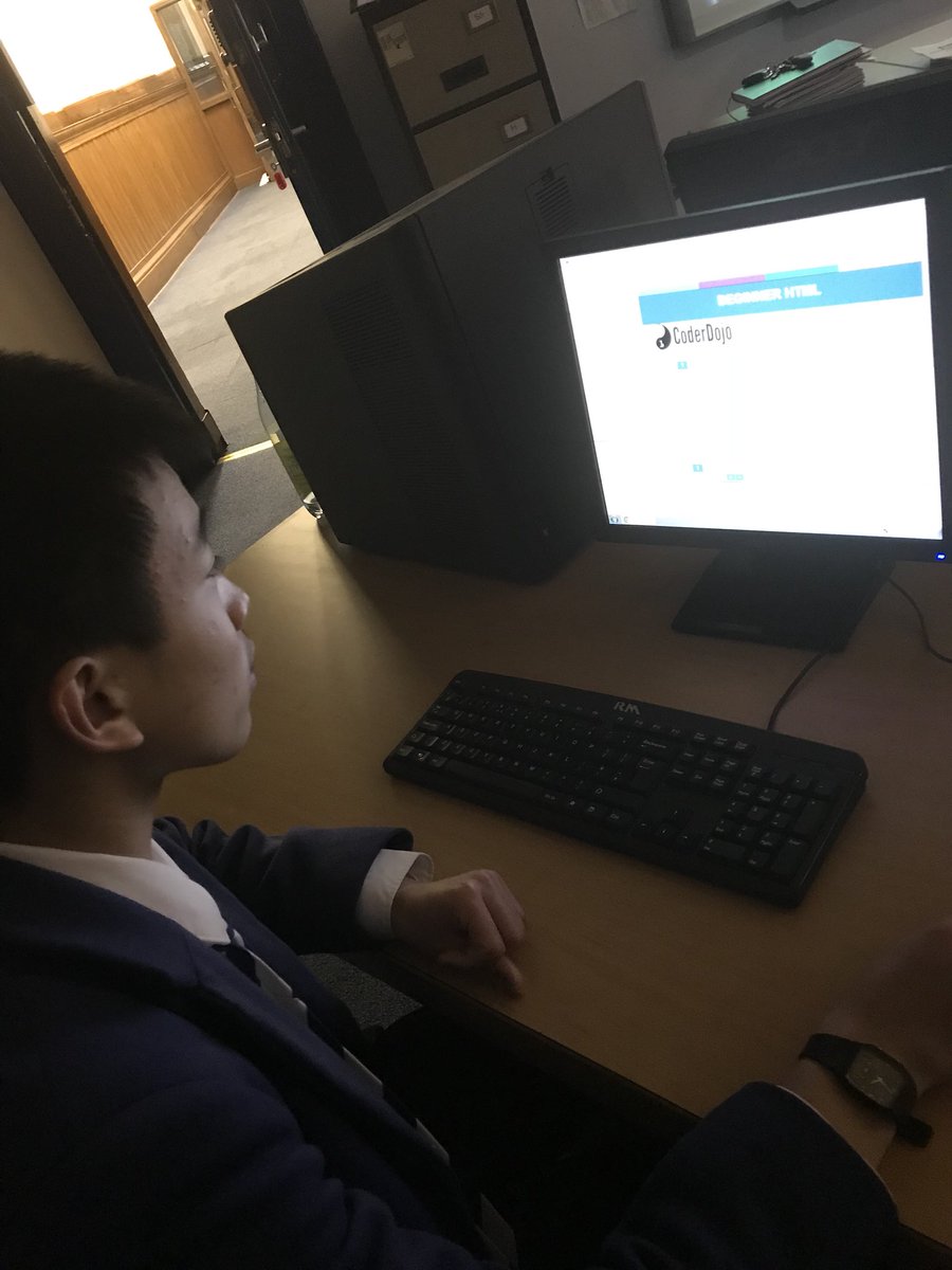 joannasmaclean's tweet image. #battlerobots @KA_elearning as part of @CoderDojo club and #hourofcode @kelvinside1878 - big thanks to @jaz303 for all his coding expertise @Schools_Digital @CodeClub