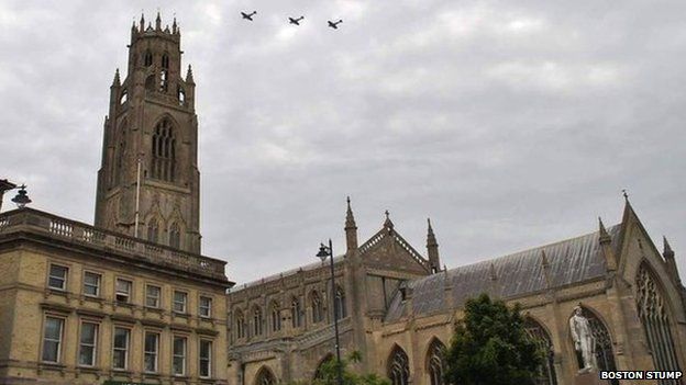 BBCRadioLincs's tweet photo. £40k boost means Christmas comes early to Boston Stump @stump_boston https://t.co/QVXRArO0gJ via @BBCNews https://t.co/HJjU6RXxaf