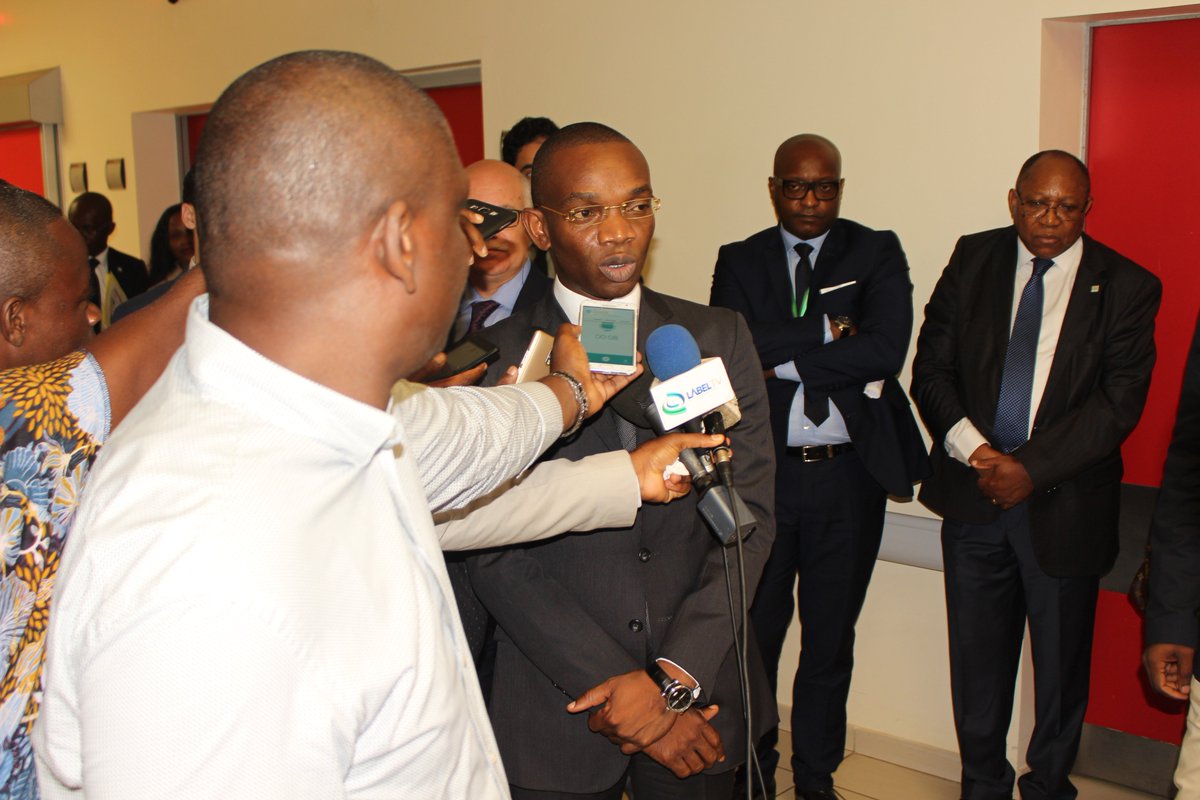 Le DG de la <a href="/cnamgs/">CNAMGS</a> , Renaud Allogho Akoue était ce matin au Centre Hospitalier d'Angondjé pour le lancement d'une caravane médicale avec les médecins experts marocains en neurochirurgie.