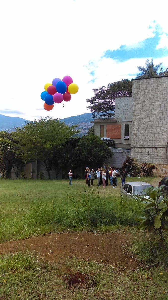 Y nuestros drones populares construyendo noción territorial.