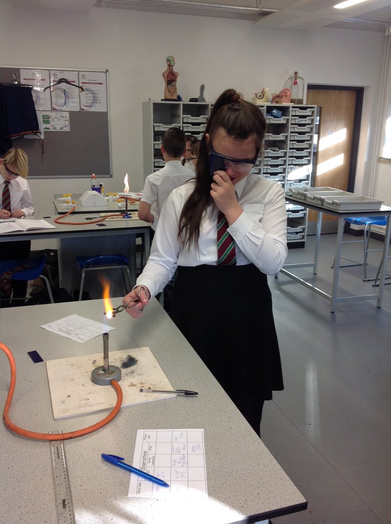 MissMadSciBCA's tweet photo. Friday's KQ with 7g2 "Do metals combust?" #magnesium #ironwool #copper Can you name the compounds formed? https://t.co/3buORQp6vs