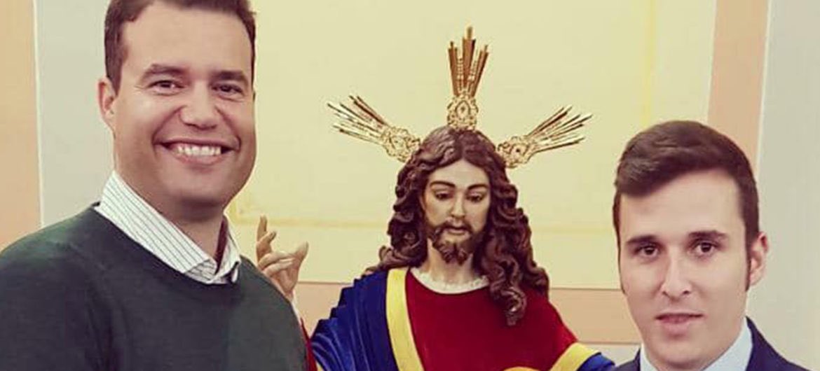 <a href="/AMEncarnacion/">AM Encarnación Almuñécar</a> renueva su contrato musical con la Hermandad de la <a href="/SantaCenaMotril/">Santa Cena - Motril</a> lachicota.com/encarnacion-al… #CofradiasMotril