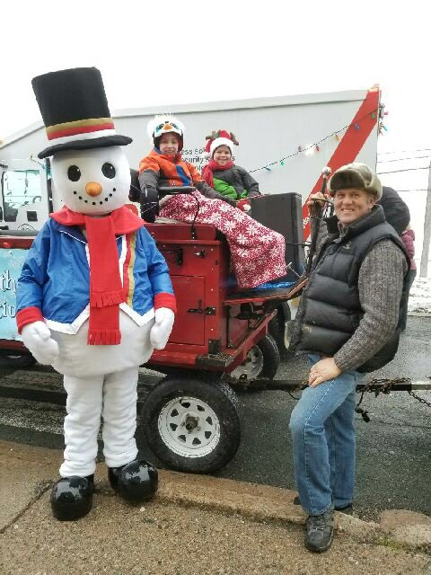 It’s been great to be able to participate in so many holiday events throughout the district. Even managed to get my picture with this local celebrity at the parade on Saturday <a href="/FrostyFestival/">Frosty Festival</a>