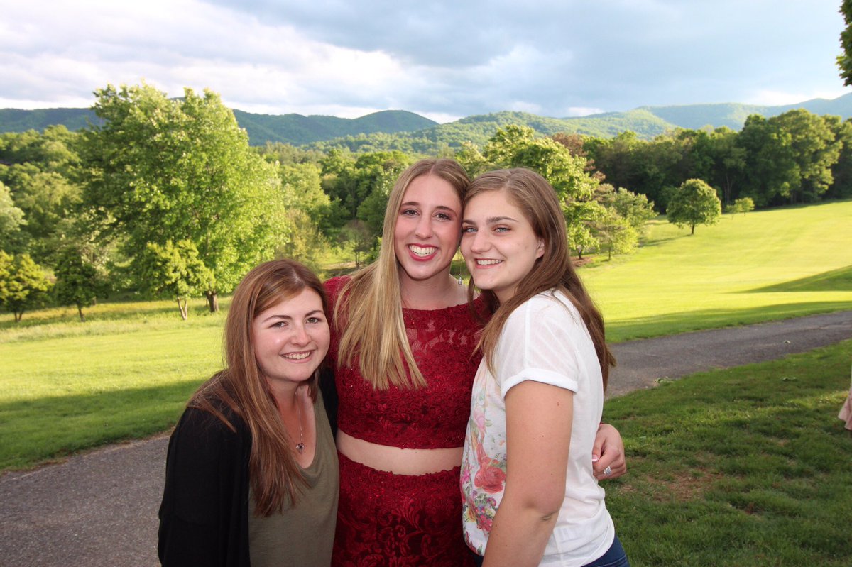 Emma Maslich tweet media