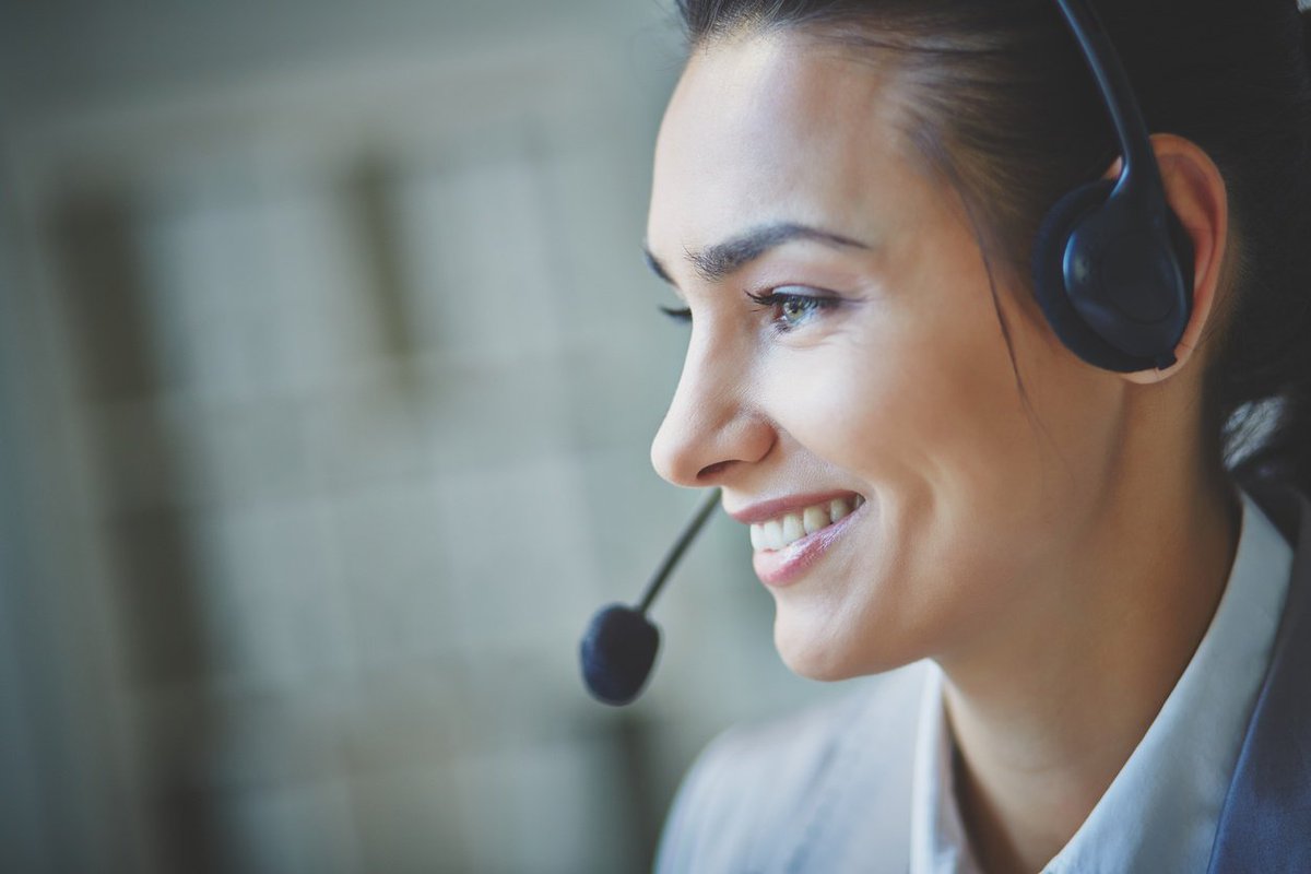 7 Advantages of #Outsourcing #CustomerSupport hubs.ly/H09gSsz0