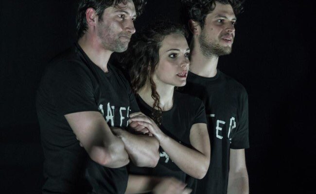 TeatroSociale's tweet photo. Domani al @TeatroSociale #GeppettoeGeppetto del regista #TindaroGranata: pièce di estrema attualità che racconta di unioni civili e stepchild adoption. Uno spettacolo di forte valore civile ed educativo. 📆domani, ore 20.30 📲More info: https://t.co/MWH5YjMaeT https://t.co/Q2UFDoRI5f