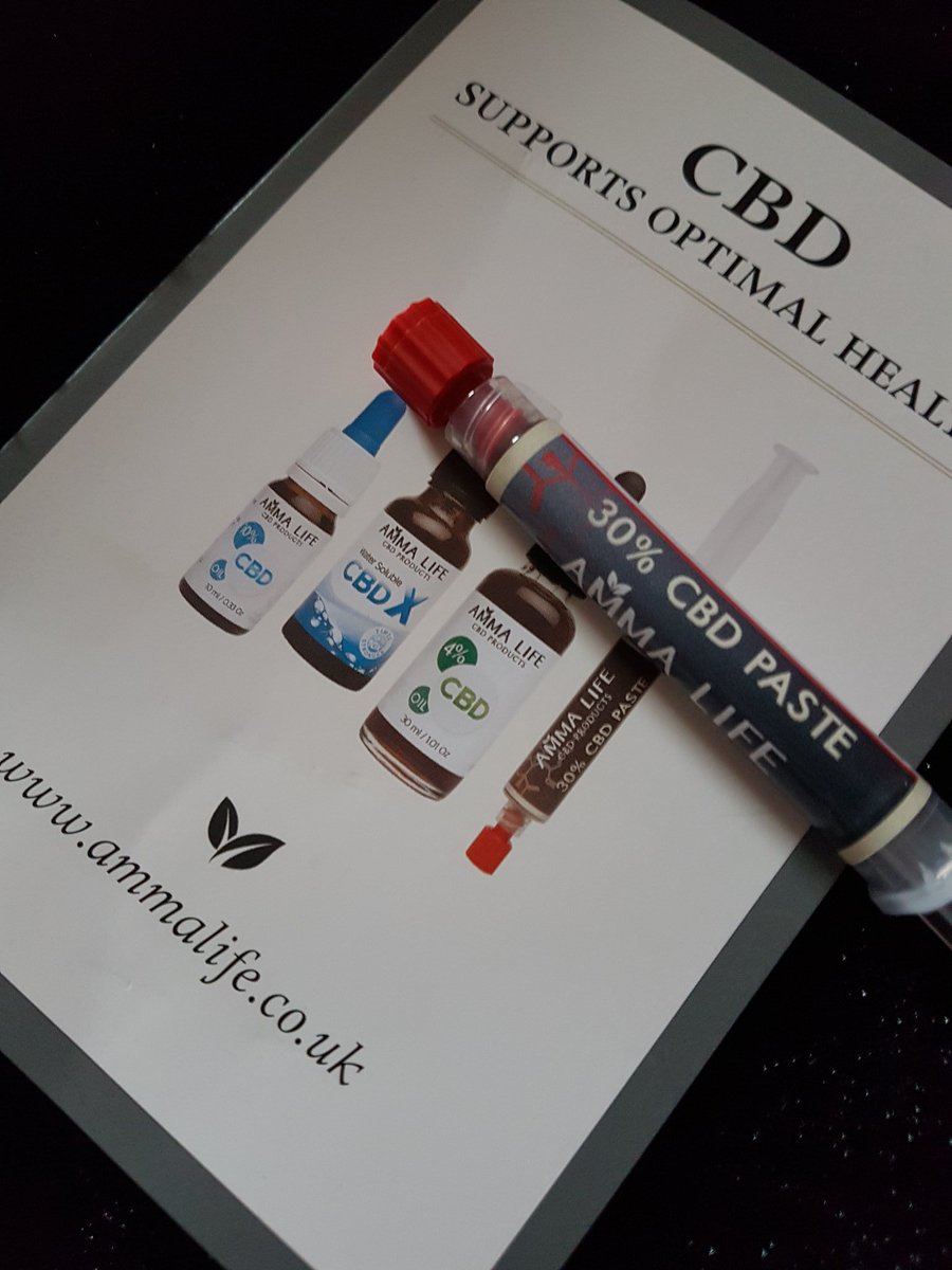 elektramonster's tweet image. @AmmaLifestyle just started my new pink 30% #cbdpaste I'm one of those weirdos who enjoys the taste 😁 #cbdusers #hemp #ammalife 😍