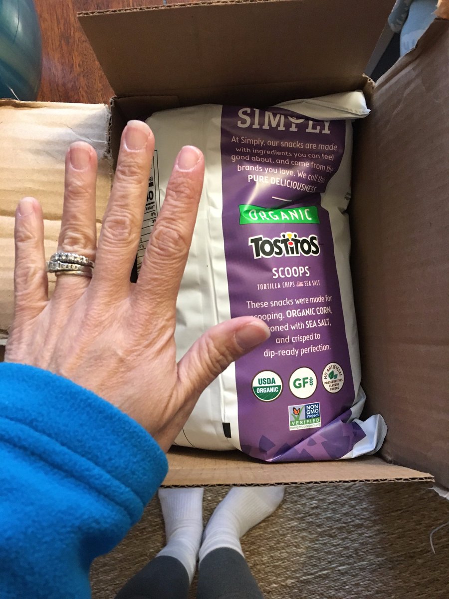 Hey @Walmart Only 19:46 wait time to complain to ask a supervisor for a plan to fix this ridiculous shipping of (crumbled) chips I ordered. #whyIshopAmazon