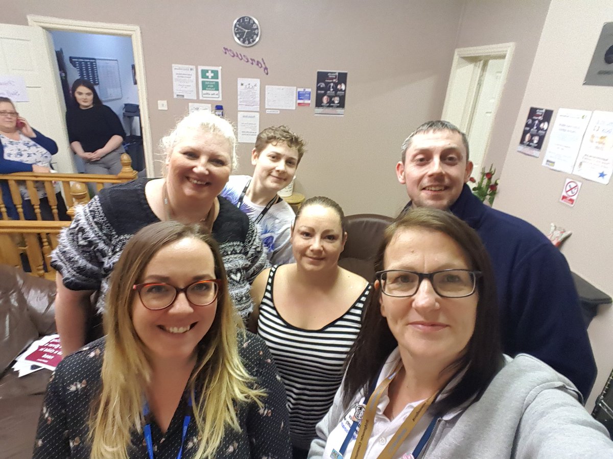 MagsSanders's tweet photo. More flu vacs , health assesments and screening for our homeless population @HSPLeigh1 . @Bridgewater_NHS @adam_britton @ColinScales1 @Swirlygirly30 @WiganCouncil #endhomelessness #BWfluhero #jointworking https://t.co/Oqjo4EF71a