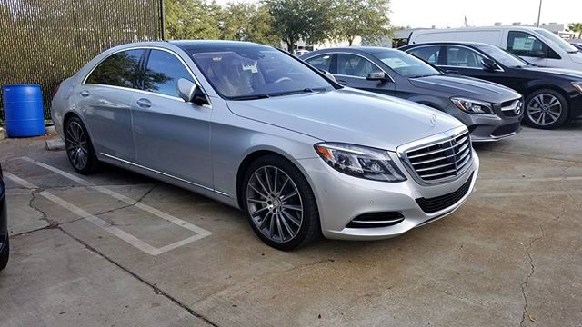 Mercedes Benz S Class getting ready for a fresh tint job with @3mwindowfilmusa.

#mercedesbenz #sclass #s #sport #mercedes #benz #sportcarsfreak #enthusiasm #ready #weekend #duval #jax