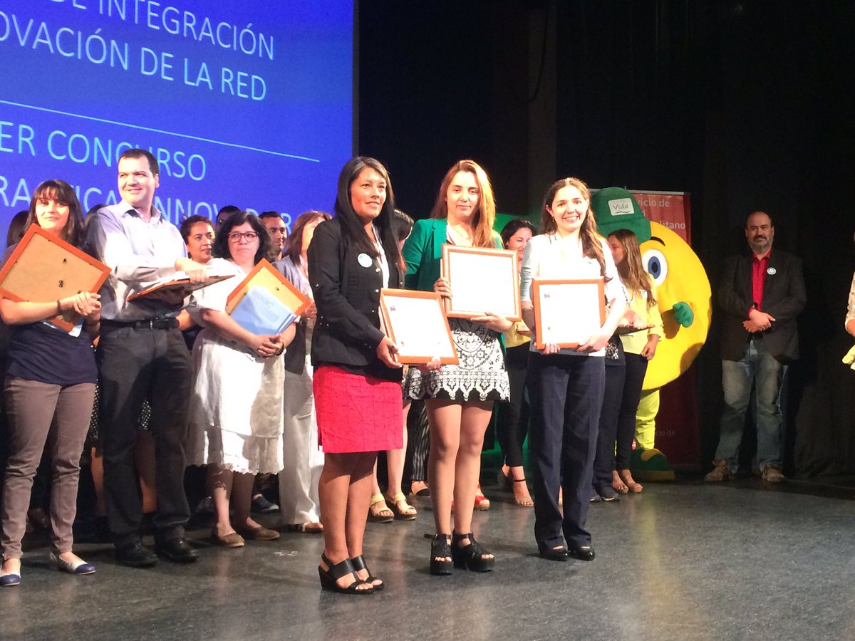 FelixHfb's tweet photo. Hospital Félix Bulnes obtiene Primer lugar en el Primer Concurso de Ideas Innovadoras, categoría pósters con el proyecto Telenefrología. Muchas felicidades al equipo de Diálisis.#OccidenteInnova https://t.co/y0FBCT9wbk