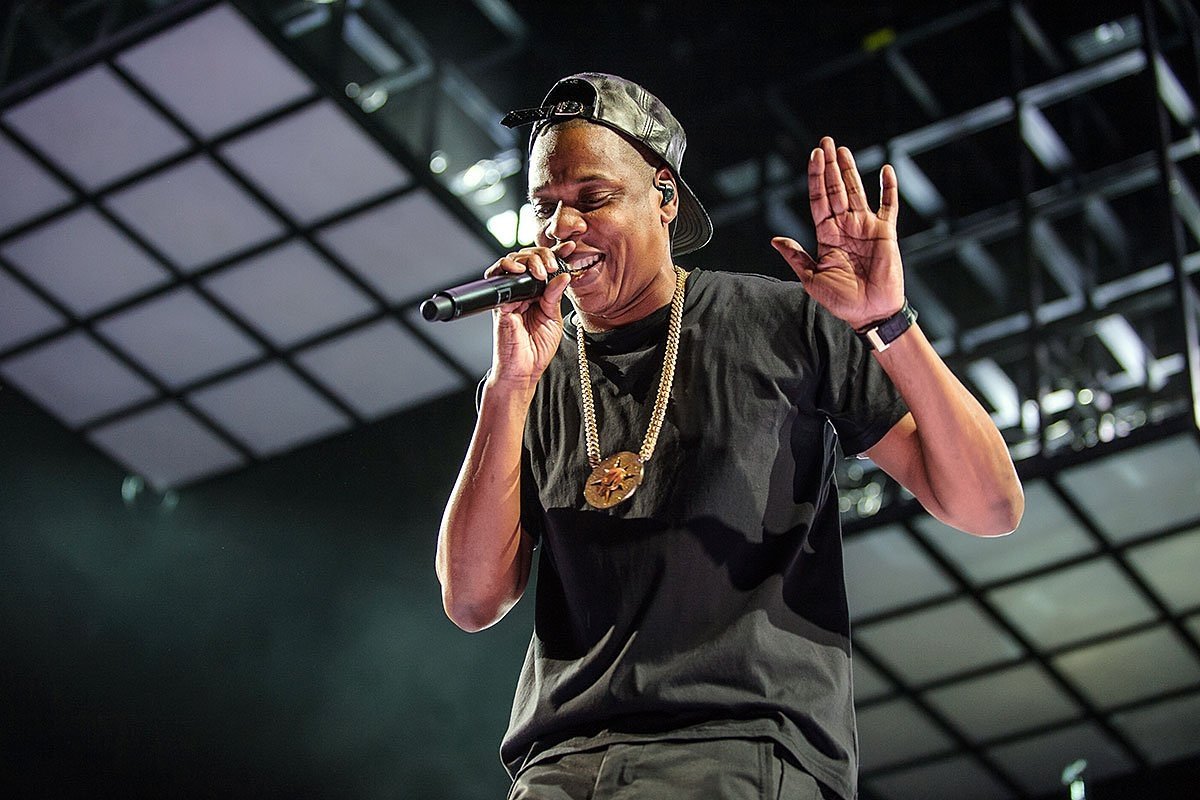 PASCAL_YK's tweet photo. Happy birthday 👑 JAY Z 

Greatest influence of all times. 
Best rapper of all times.
Living legend.
I cut u café grand. 😅
God bless you. 🙏🙏🙏 https://t.co/wLf6URSQQQ