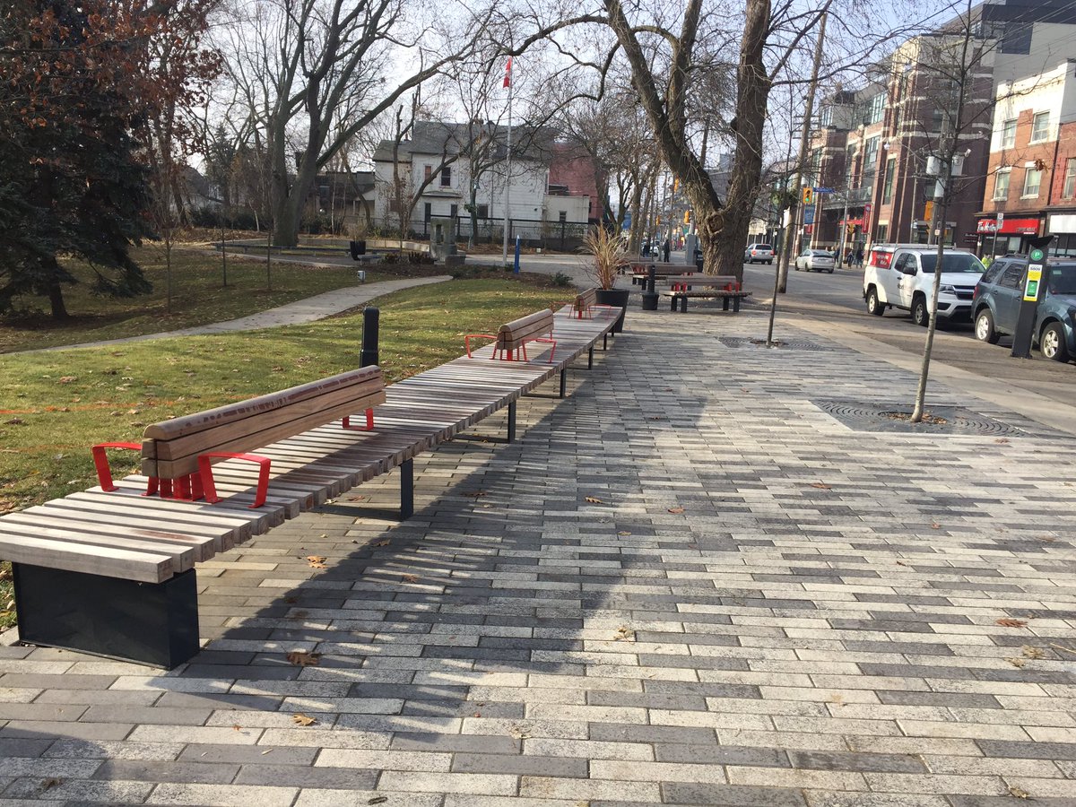 alexbcarr's tweet photo. Great new landscaping, public art, and benches at Kew Garden Park and Beaches public library in #Toronto | #placemaking https://t.co/mZuc4OvHAU
