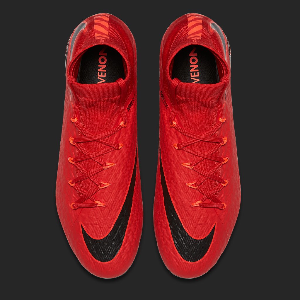 nike hypervenom intersport