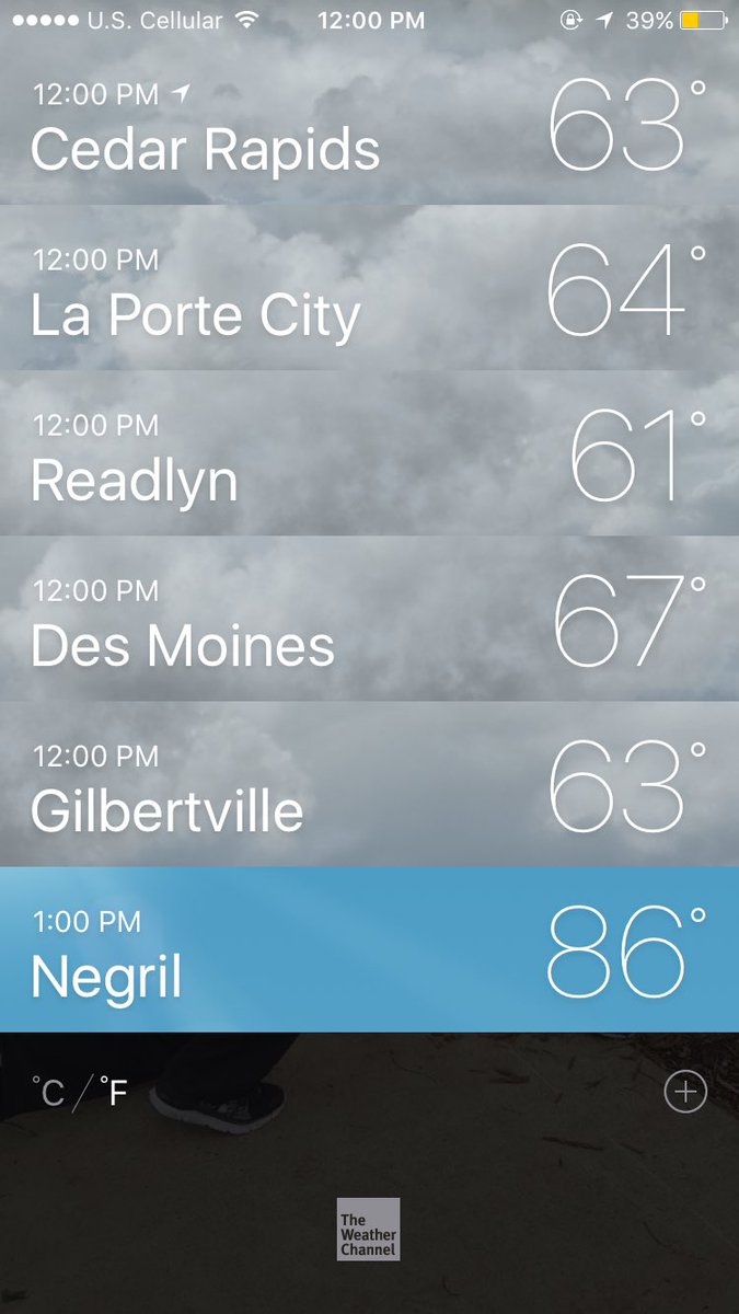 a_schares4's tweet photo. We just booked our honeymoon, now I will forever be checking my weather app! 🍹🏊🏼‍♀️👙☀️🛩 https://t.co/tGvK69PNPD