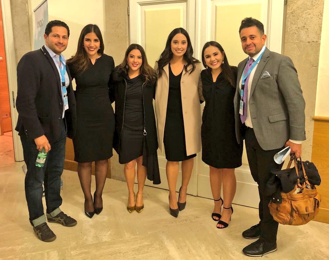 Protrash tweet media